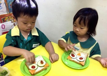 Cambridge@Fernvale-animal-sandwich-04
