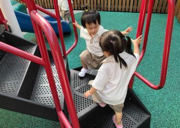 serangoon-gardens-play-19