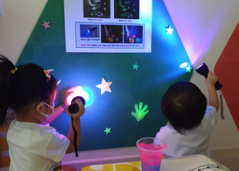 serangoon-2022-glow-in-the-dark-13