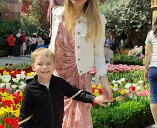 robertson-mother-day-2023-07