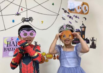 holland-halloween-2024-17